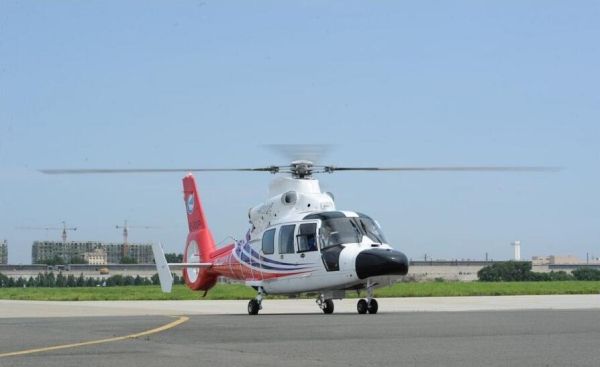 国产哈飞ac312e直升机首飞成功