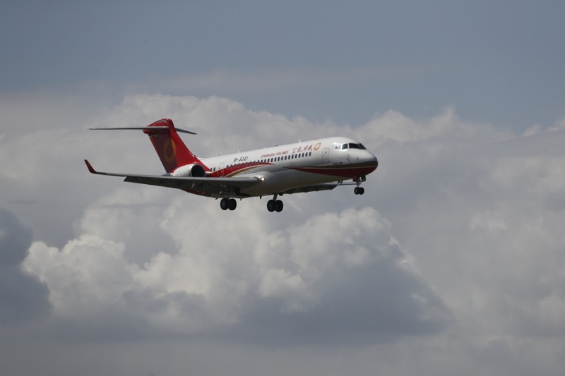 arj21飞机