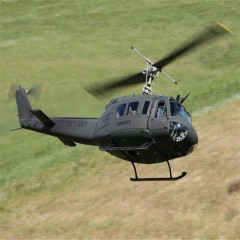 贝尔-205型直升机