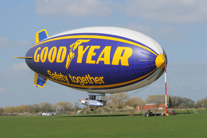 goodyear-blimp-13